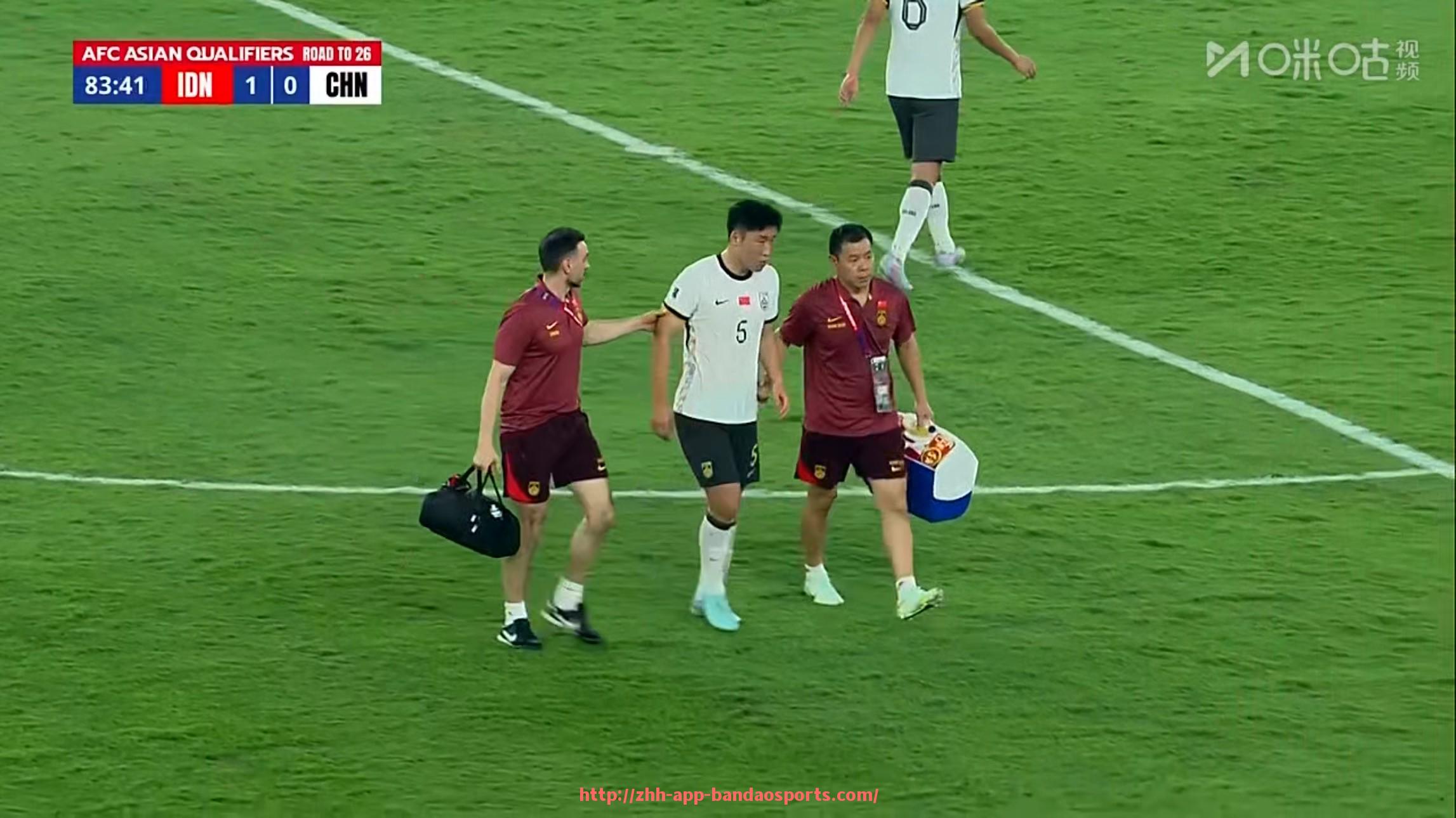 半岛体育app-法甲顶级球员实力对比及职业成就分析