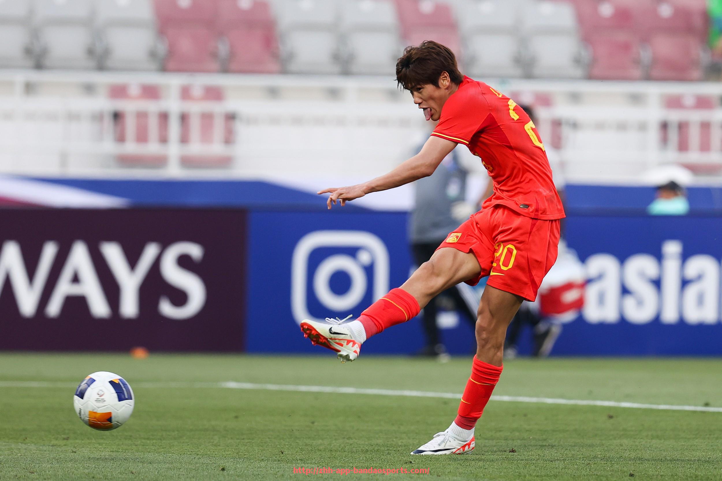 半岛体育app-FC24中德甲球队表现及玩家策略建议